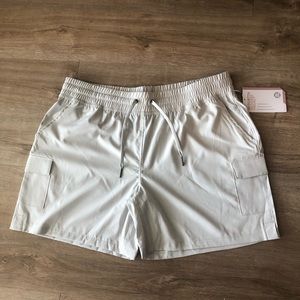 XL Mondetta 5in. Shorts, Color: “Oyster Mushroom” (very light grey)